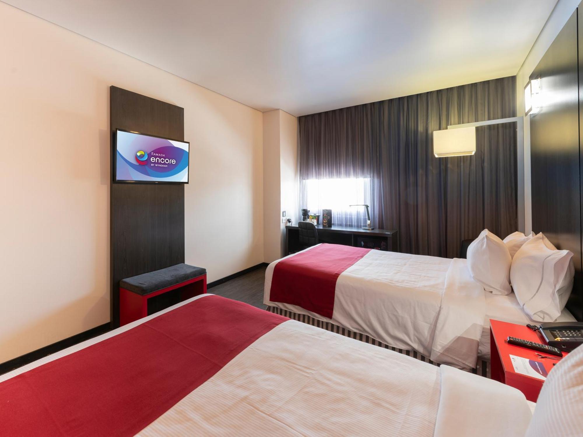 Ramada Encore By Wyndham Puebla Eksteriør billede